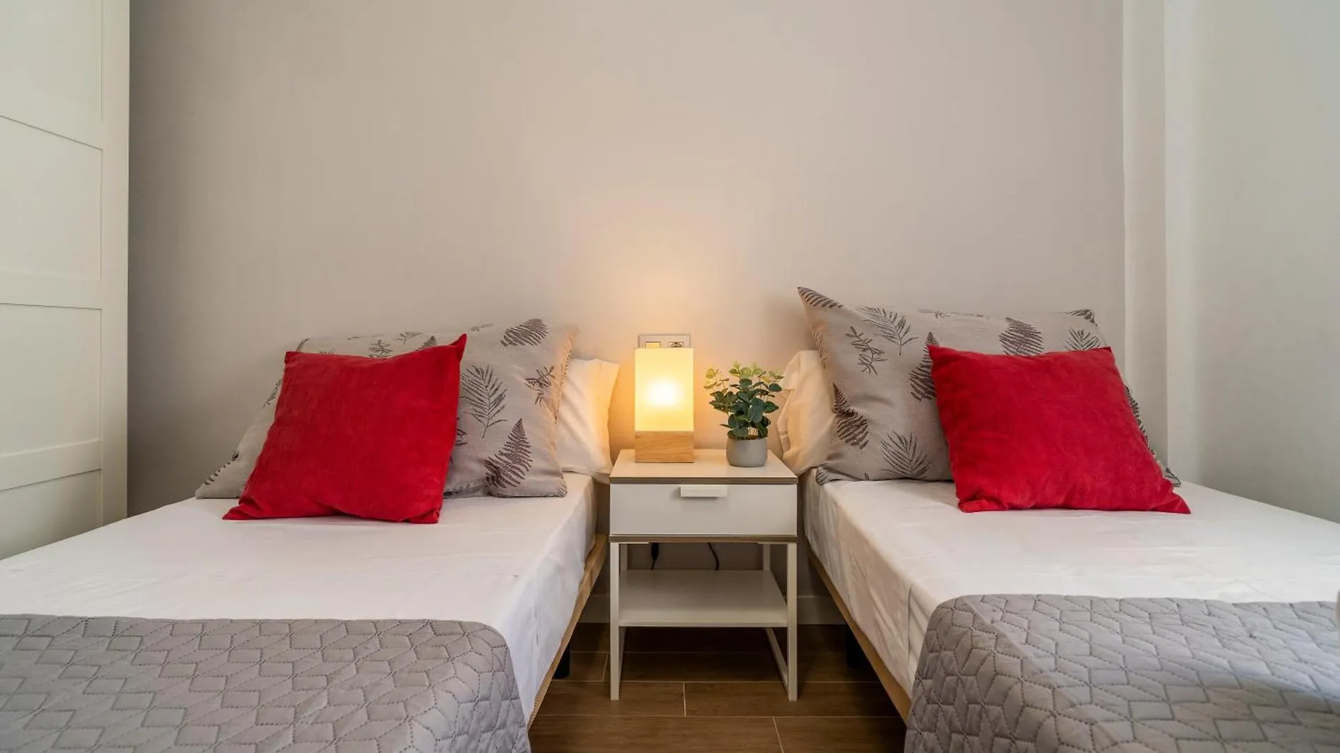 Апартаменты New Luxury House In The Center! Nuevo Piso De Lujo En El Centro. Малага Испания